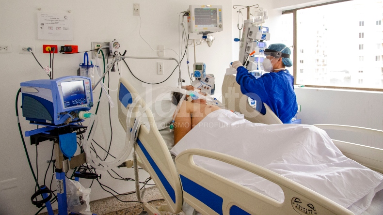Atención: declaran alerta roja hospitalaria por alta ocupación UCI en el Tolima Atención: declaran alerta roja hospitalaria por alta ocupación UCI en el Tolima