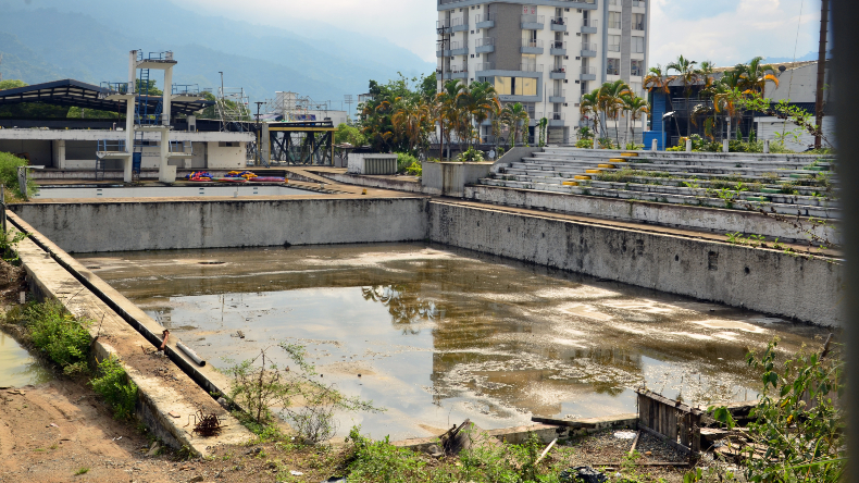 Alcaldía de Ibagué reversó licitación para adecuación de las piscinas olímpicas Alcaldía de Ibagué reversó licitación para adecuación de las piscinas olímpicas