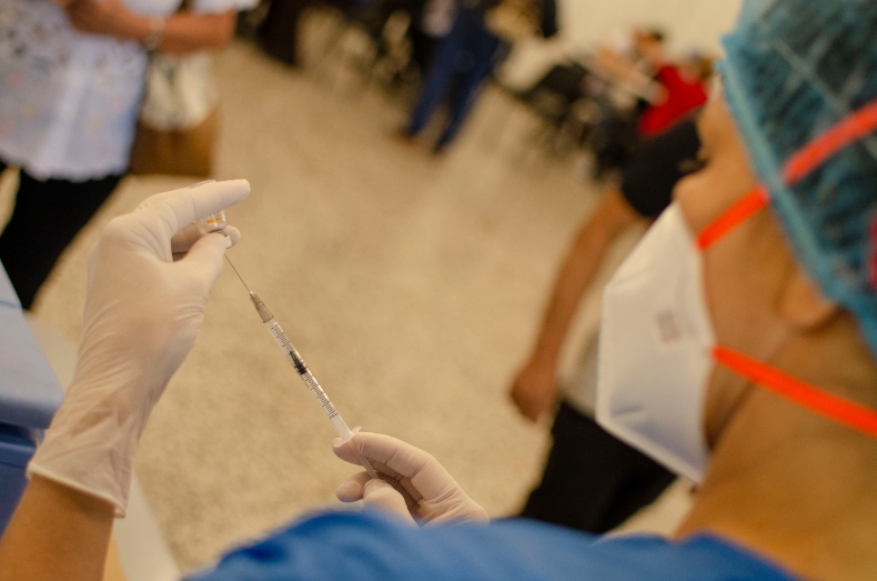 La adulta mayor que decidió vacunarse contra el COVID-19 para poder entrar a casinos de Ibagué La adulta mayor que decidió vacunarse contra el COVID-19 para poder entrar a casinos de Ibagué