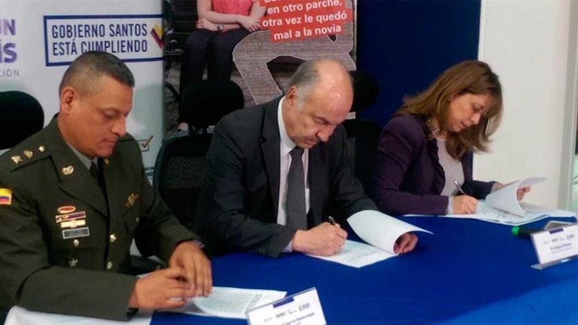 Firman convenio para mejorar condiciones de vejez de los reclusos Firman convenio para mejorar condiciones de vejez de los reclusos