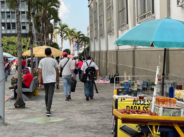 Corte Constitucional reiteró límites ante el desalojo de vendedores informales Corte Constitucional reiteró límites ante el desalojo de vendedores informales