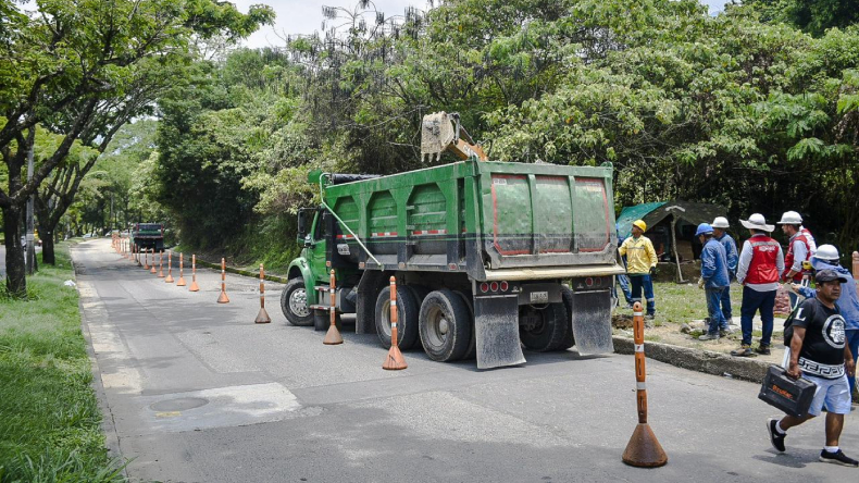 Tome rutas alternas: avenida Ambalá quedará reducida a un carril por obras de pavimentación Tome rutas alternas: avenida Ambalá quedará reducida a un carril por obras de pavimentación