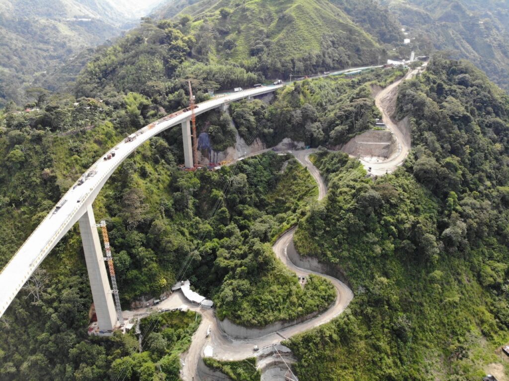 Primera fase de la doble calzada entre Ibagué – Cajamarca estaría lista en el primer semestre del 2021 Primera fase de la doble calzada entre Ibagué – Cajamarca estaría lista en el primer semestre del 2021