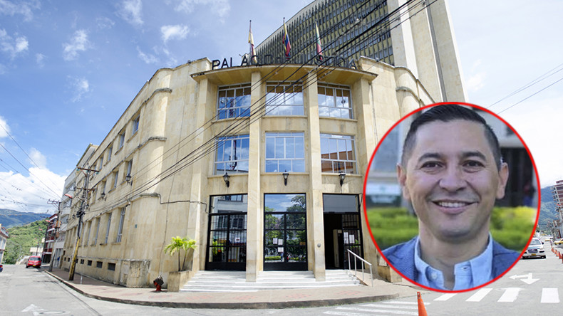 Aplazan dos meses audiencia preparatoria de juicio al precandidato Andrés Fabián Hurtado Aplazan dos meses audiencia preparatoria de juicio al precandidato Andrés Fabián Hurtado