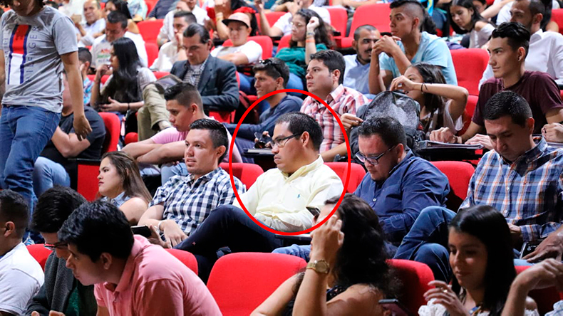 Secretario César Picón abandona su cargo para asistir a foro con candidatos a la Alcaldía de Ibagué Secretario César Picón abandona su cargo para asistir a foro con candidatos a la Alcaldía de Ibagué