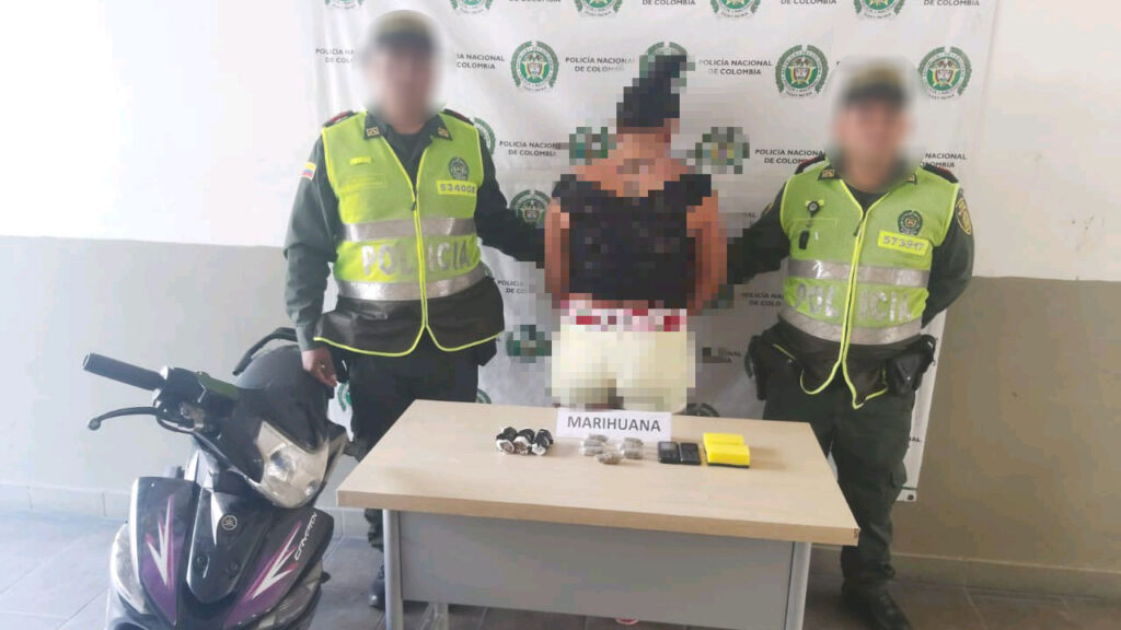 En El Espinal capturaron una mujer y un menor de edad fue aprehendido por portar 30 gramos de marihuana En El Espinal capturaron una mujer y un menor de edad fue aprehendido por portar 30 gramos de marihuana