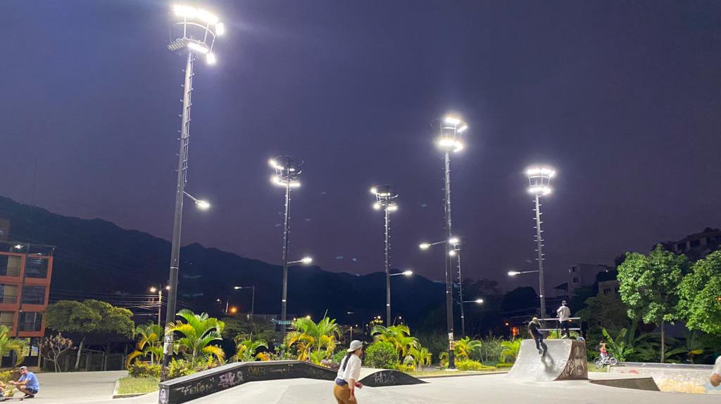 Luminarias del Skate Park de Ibagué fueron renovadas Luminarias del Skate Park de Ibagué fueron renovadas