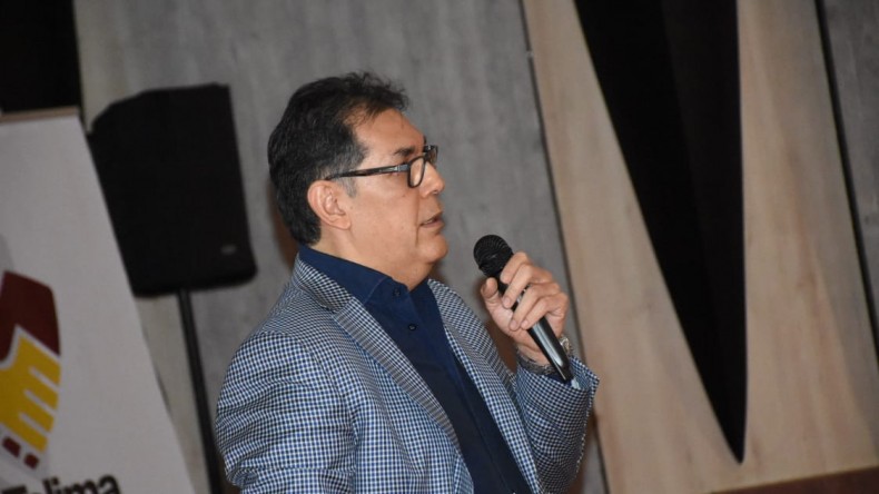 Neumólogo del Federico Lleras aseguró que “esto apenas comienza» y que los picos de contagios serán a finales de abril Neumólogo del Federico Lleras aseguró que “esto apenas comienza» y que los picos de contagios serán a finales de abril