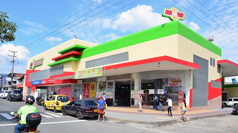 Mercacentro prestará servicio al público hasta las 6:00 de la tarde debido al ‘toque de queda’ Mercacentro prestará servicio al público hasta las 6:00 de la tarde debido al ‘toque de queda’