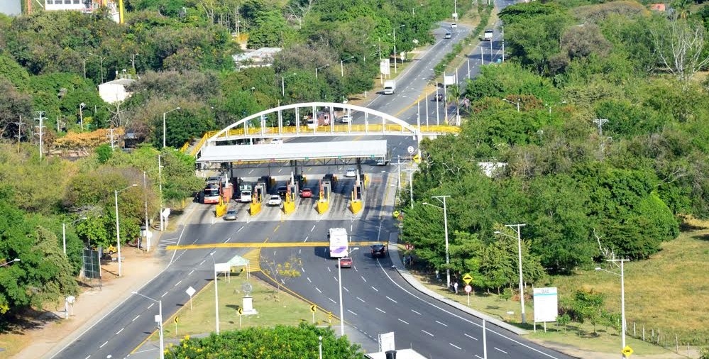 Ibagué refuerza controles en las entradas de la ciudad para restringir el ingreso de foráneos Ibagué refuerza controles en las entradas de la ciudad para restringir el ingreso de foráneos