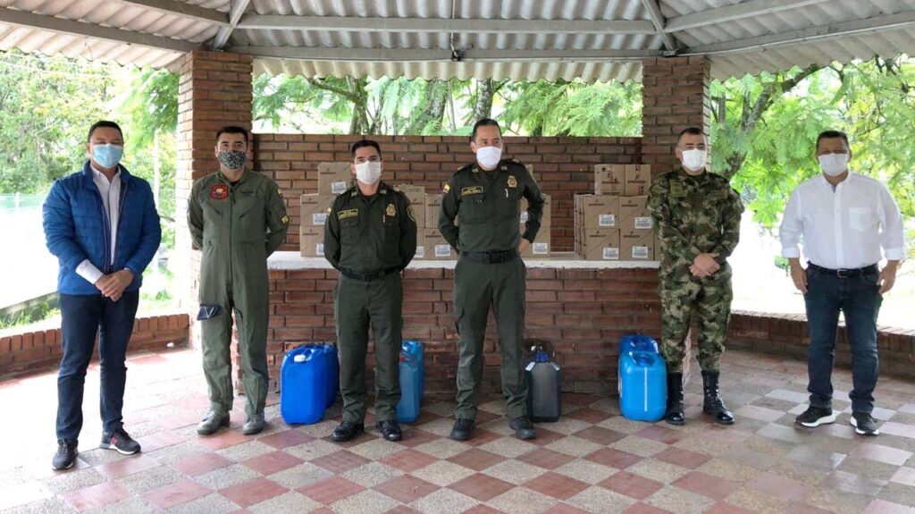 Gobernación entregó elementos de bioseguridad a los miembros de las Fuerzas Armadas en el Tolima Gobernación entregó elementos de bioseguridad a los miembros de las Fuerzas Armadas en el Tolima