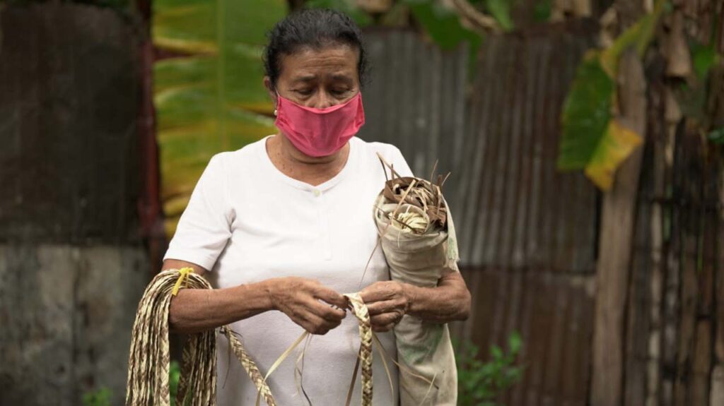 Artesanas del Guamo preparan un catálogo virtual para vender sus productos el Día del Sombrero Típico Tolimense Artesanas del Guamo preparan un catálogo virtual para vender sus productos el Día del Sombrero Típico Tolimense