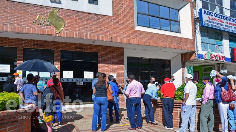 Usuarios de Alcanos se quejan por altos costos en la revisión y la reconexión del servicio de gas en Ibagué Usuarios de Alcanos se quejan por altos costos en la revisión y la reconexión del servicio de gas en Ibagué