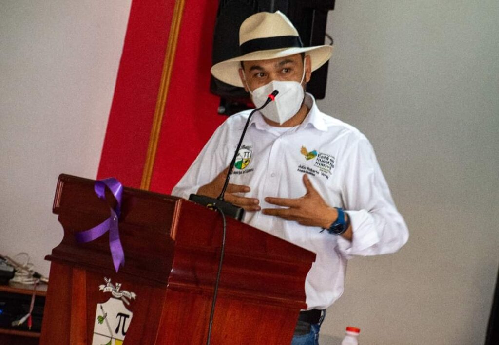 «Cómo puede ser posible que la ANI se burle de Cajamarca»: alcalde Julio Roberto Vargas «Cómo puede ser posible que la ANI se burle de Cajamarca»: alcalde Julio Roberto Vargas