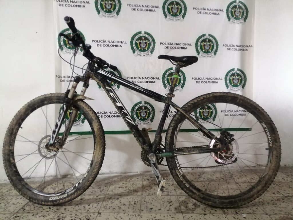 Policía recuperó en cuestión de minutos una bicicleta robada en Ibagué Policía recuperó en cuestión de minutos una bicicleta robada en Ibagué