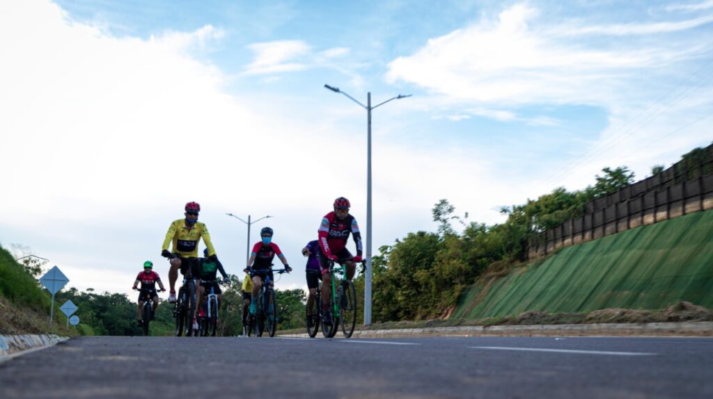 Invías autorizó a última hora el cierre de vías para la Vuelta al Tolima, pero el evento ya está suspendido Invías autorizó a última hora el cierre de vías para la Vuelta al Tolima, pero el evento ya está suspendido
