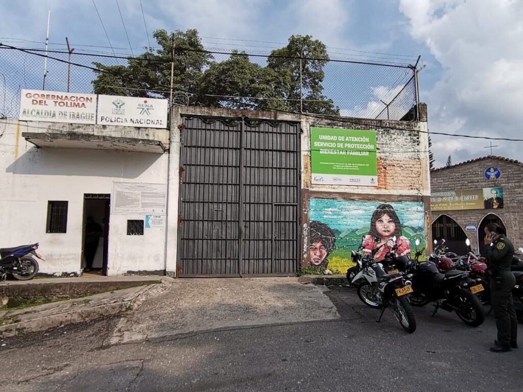 Intento de amotinamiento y desórdenes por parte de menores en el Politécnico Luis A. Rengifo Intento de amotinamiento y desórdenes por parte de menores en el Politécnico Luis A. Rengifo