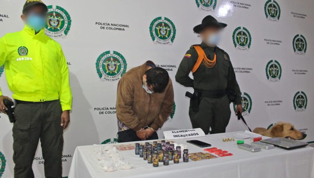 Hombre fue capturado en flagrancia por comercializar bazuco, LSD y Popper en Ibagué