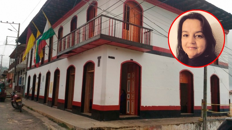 Abren investigación contra alcaldesa de Icononzo por presuntas irregularidades en vacunación contra el COVID-19 Abren investigación contra alcaldesa de Icononzo por presuntas irregularidades en vacunación contra el COVID-19