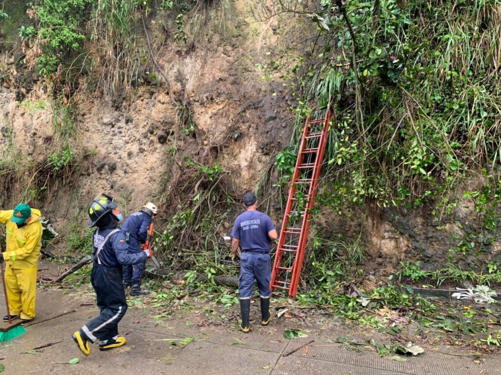 Autoridades atendieron cuatro emergencias por deslizamientos de tierra en Ibagué