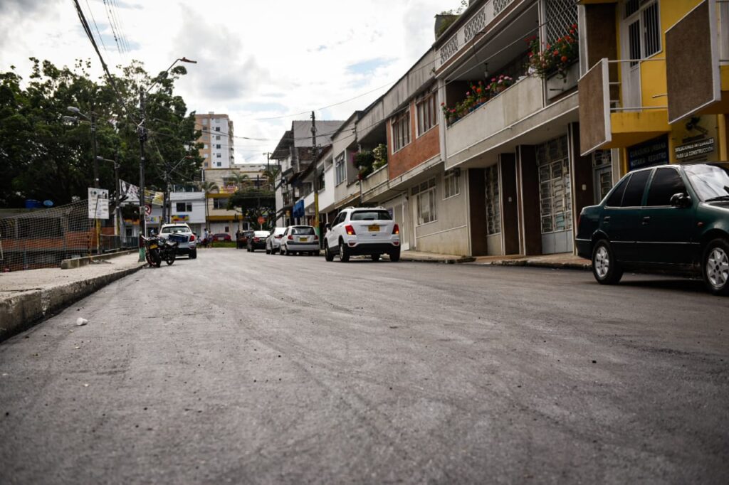 Esta es la nueva cara de la vía que conecta al barrio La Pola con el Parque Centenario