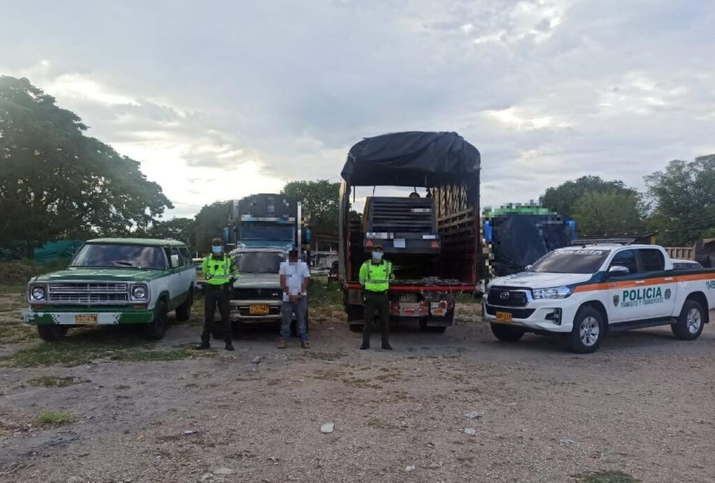 Capturan en el Tolima a dos sujetos que habían hurtado un compresor en vías del departamento de Cundinamarca Capturan en el Tolima a dos sujetos que habían hurtado un compresor en vías del departamento de Cundinamarca