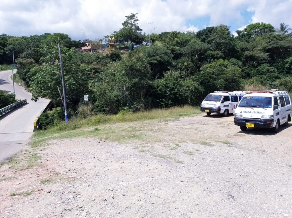 Motociclista y su acompañante cayeron a un abismo en inmediaciones de la vereda Chucuní Motociclista y su acompañante cayeron a un abismo en inmediaciones de la vereda Chucuní