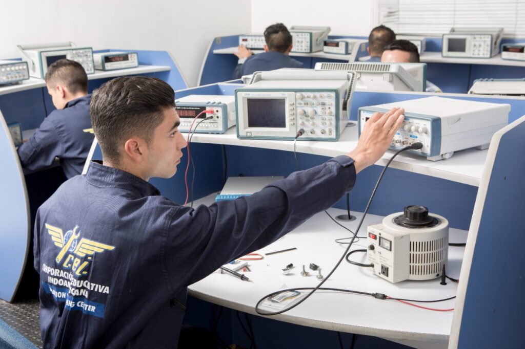 Oaci certifica a Colombia como la mejor en formación aérea en Suramérica Oaci certifica a Colombia como la mejor en formación aérea en Suramérica