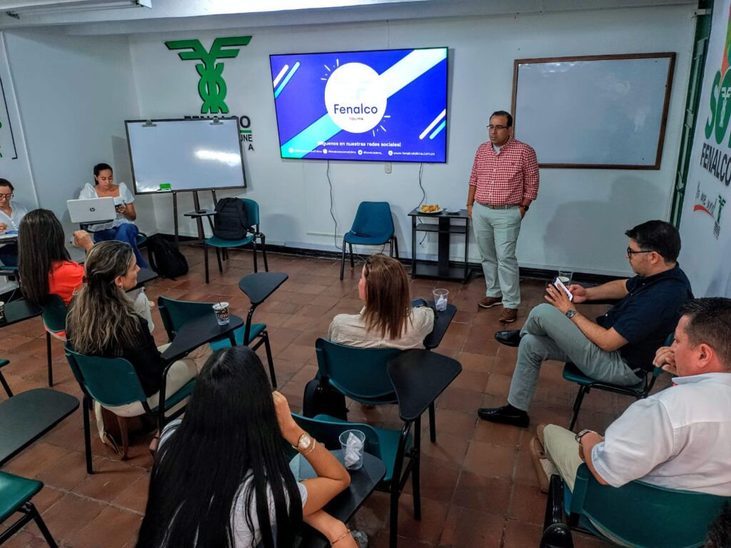 Logran acuerdo para agilizar matrículas de vehículos en Ibagué Logran acuerdo para agilizar matrículas de vehículos en Ibagué