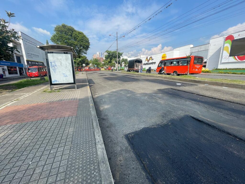 Comunidad del Jordán está molesta e inconforme por poco avance de obras en la carrera Quinta Comunidad del Jordán está molesta e inconforme por poco avance de obras en la carrera Quinta