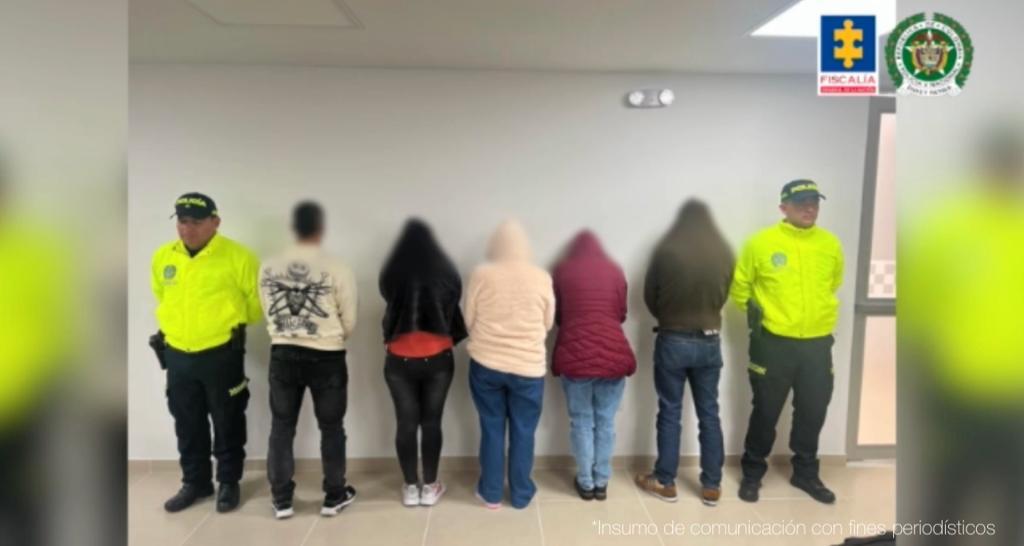 Cayó familia dedicada a explotar sexualmente jóvenes colombianas en Chile Cayó familia dedicada a explotar sexualmente jóvenes colombianas en Chile