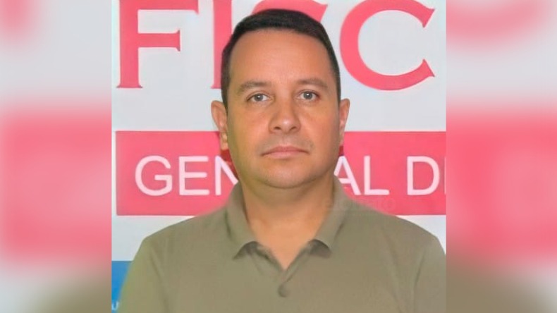 Abogado procesado por presunto abuso sexual está prófugo y busca revocar su orden de captura Abogado procesado por presunto abuso sexual está prófugo y busca revocar su orden de captura