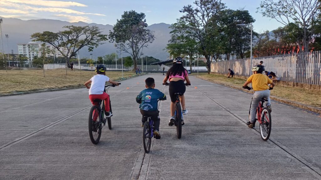 Niños de Ibagué pueden entrenar BMX y ciclismo de montaña MTB gratis Niños de Ibagué pueden entrenar BMX y ciclismo de montaña MTB gratis