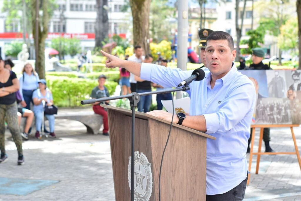 ¿Quién se quedará con el contrato de $5.000 millones con el que se despide Milton Restrepo? ¿Quién se quedará con el contrato de $5.000 millones con el que se despide Milton Restrepo?