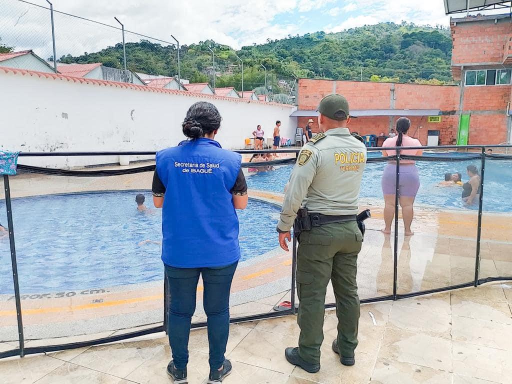 Un hombre falleció en Ibagué después de nadar en la piscina de un conjunto residencial