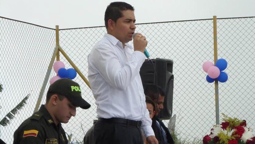 Exalcalde de Alvarado, enviado a la cárcel por caso de corrupción en 12 contratos Exalcalde de Alvarado, enviado a la cárcel por caso de corrupción en 12 contratos