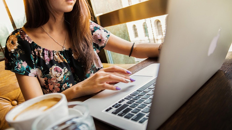 Google y la Universidad Javeriana se alían para ofrecer cursos online gratuitos Google y la Universidad Javeriana se alían para ofrecer cursos online gratuitos