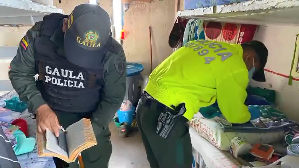 Allanaron la Cárcel de Picaleña en busca de armas y celulares Allanaron la Cárcel de Picaleña en busca de armas y celulares