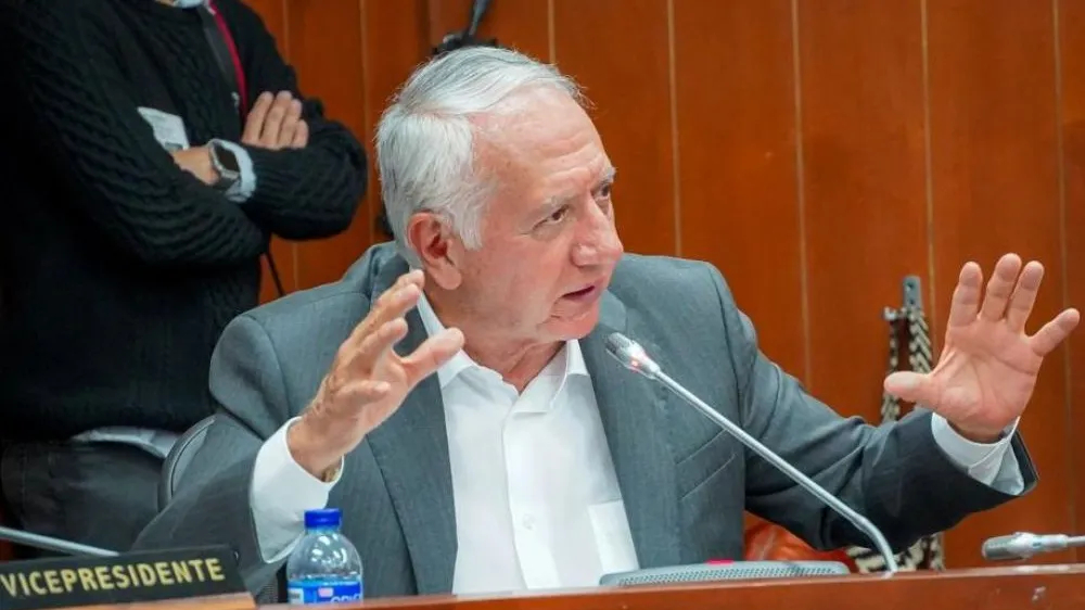 “Que el Ministro de Hacienda venga y ponga el culo”: Jaramillo “Que el Ministro de Hacienda venga y ponga el culo”: Jaramillo