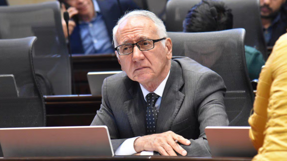 Radican moción de censura para expulsar del cargo al Ministro de Salud Radican moción de censura para expulsar del cargo al Ministro de Salud