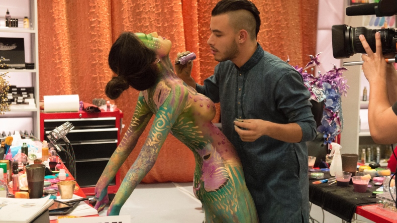 El arte corporal de Michael Mejía irrumpe en Netflix, las calles de New York y el mundo El arte corporal de Michael Mejía irrumpe en Netflix, las calles de New York y el mundo