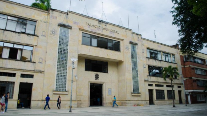 Exfuncionarios de la Alcaldía de Ibagué deberán responder por presunto derroche de dinero Exfuncionarios de la Alcaldía de Ibagué deberán responder por presunto derroche de dinero