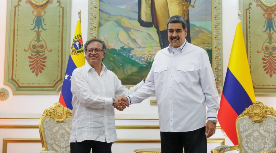 Maduro propone alianza militar con Colombia para crear zona binacional Maduro propone alianza militar con Colombia para crear zona binacional