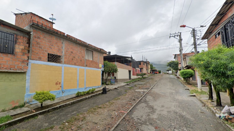 Joven recibió dos impactos con arma de fuego en el barrio Nueva Castilla Joven recibió dos impactos con arma de fuego en el barrio Nueva Castilla