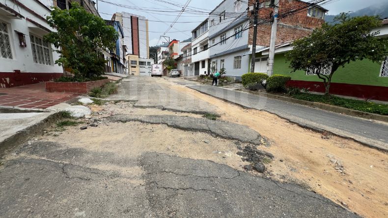 Dos años completan los vecinos de Belén con las calles destrozadas Dos años completan los vecinos de Belén con las calles destrozadas