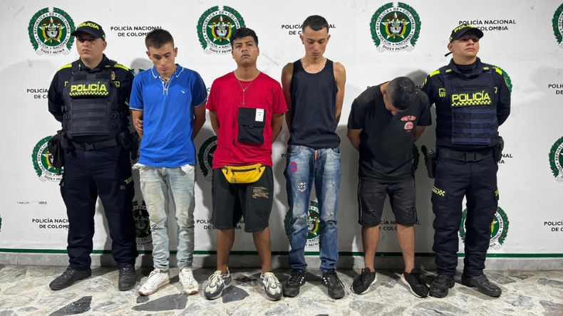 Desarticularon banda en Ibagué que se dedicaba a atracar taxistas Desarticularon banda en Ibagué que se dedicaba a atracar taxistas