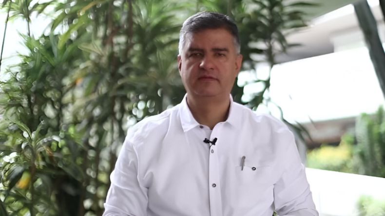 Congresista busca someter a Petro a exámenes toxicológicos Congresista busca someter a Petro a exámenes toxicológicos