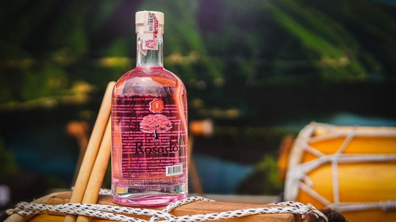 Aguardiente Rosado obtuvo medalla de plata en evento internacional Aguardiente Rosado obtuvo medalla de plata en evento internacional