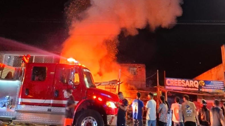 Incendio estructural en El Salado dejó pérdidas millonarias