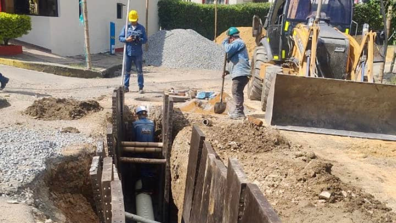 Se acabó el dolor de cabeza para los habitantes de Irazú: Ibal inició reposición del alcantarillado Se acabó el dolor de cabeza para los habitantes de Irazú: Ibal inició reposición del alcantarillado